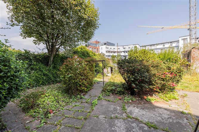 https://photos-a.propertyimages.ie/media/9/7/2/4949279/2195429c-b019-45c5-9906-9ee3830f8560_l.jpg