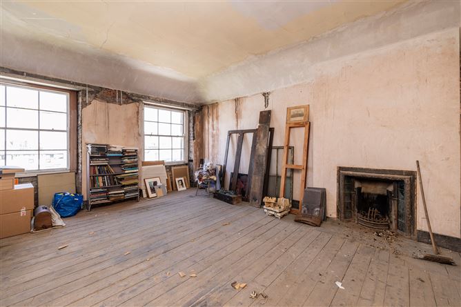 https://photos-a.propertyimages.ie/media/9/7/2/4949279/2195429c-b019-45c5-9906-9ee3830f8560_l.jpg