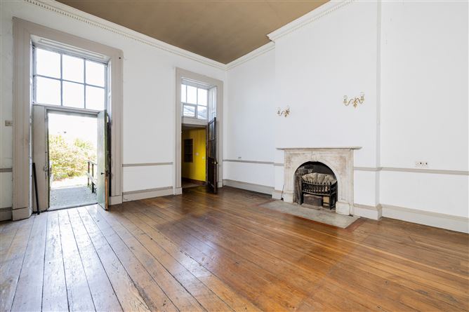 https://photos-a.propertyimages.ie/media/9/7/2/4949279/2195429c-b019-45c5-9906-9ee3830f8560_l.jpg