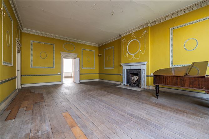 https://photos-a.propertyimages.ie/media/9/7/2/4949279/2195429c-b019-45c5-9906-9ee3830f8560_l.jpg