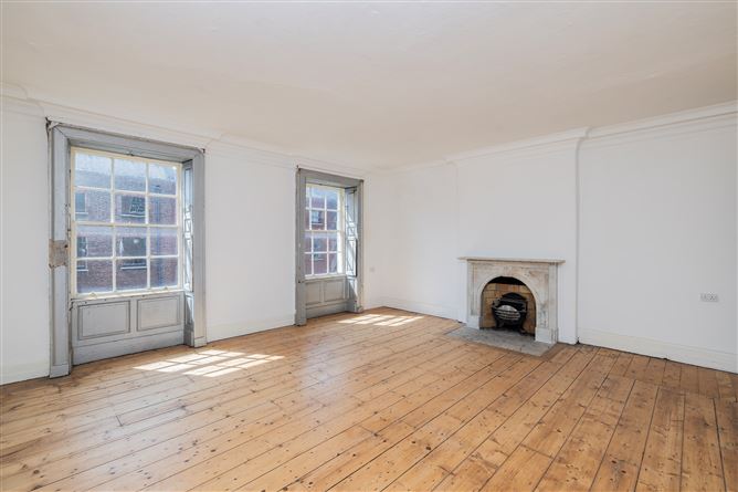 https://photos-a.propertyimages.ie/media/9/7/2/4949279/2195429c-b019-45c5-9906-9ee3830f8560_l.jpg