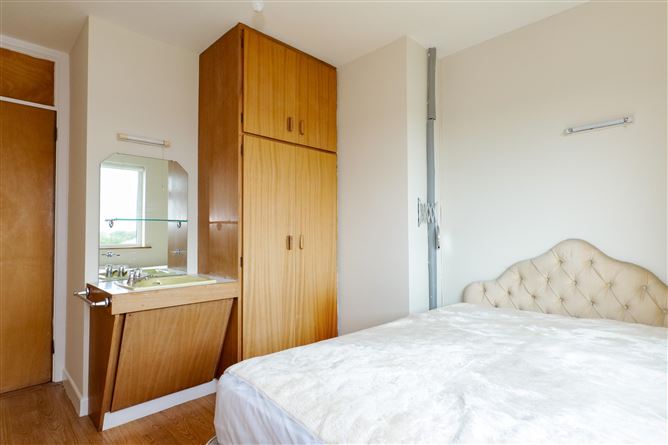 58 Dalysfort Road, Salthill, Galway