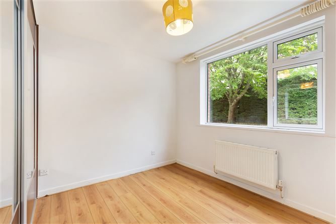 15 Sunnybank Court, Dundrum, Dublin 14