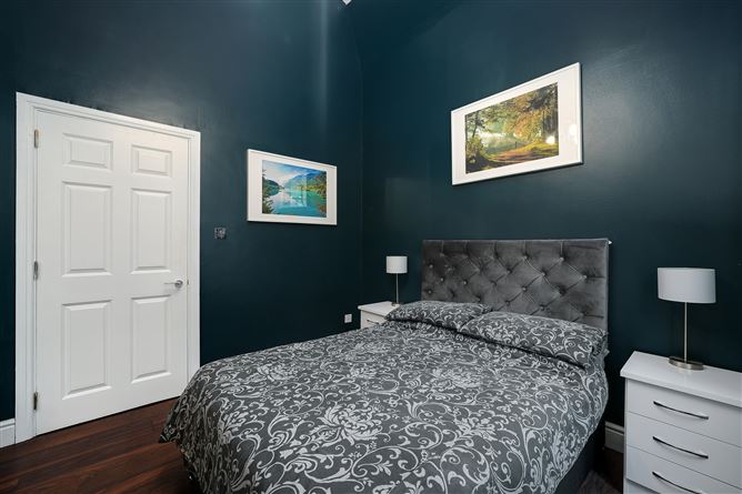 109 The Sycamore, Winter Garden, Pearse Street, Dublin 2