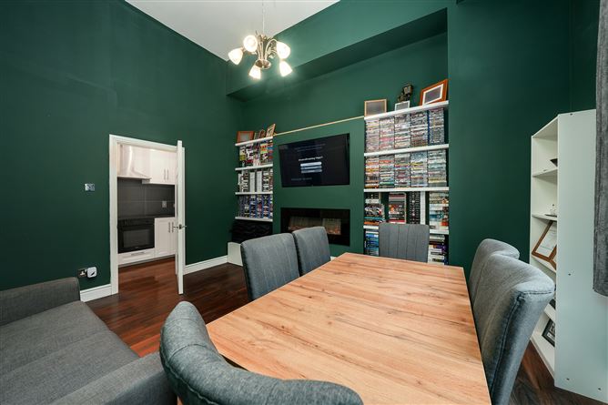 109 The Sycamore, Winter Garden, Pearse Street, Dublin 2