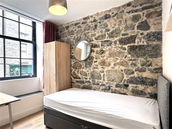 Apt 2 Ceol na Mara, 48 Dominick Street Lower, Galway