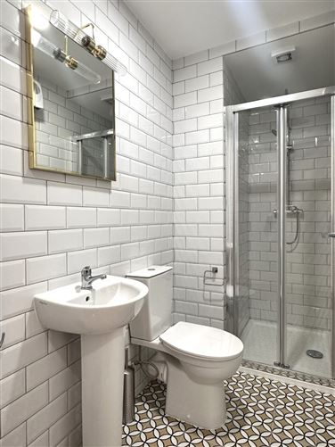 Apt 2 Ceol na Mara, 48 Dominick Street Lower, Galway