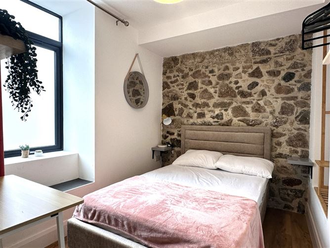 Apt 2 Ceol na Mara, 48 Dominick Street Lower, Galway