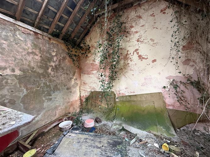 Cloonaweema, Charlestown, Mayo