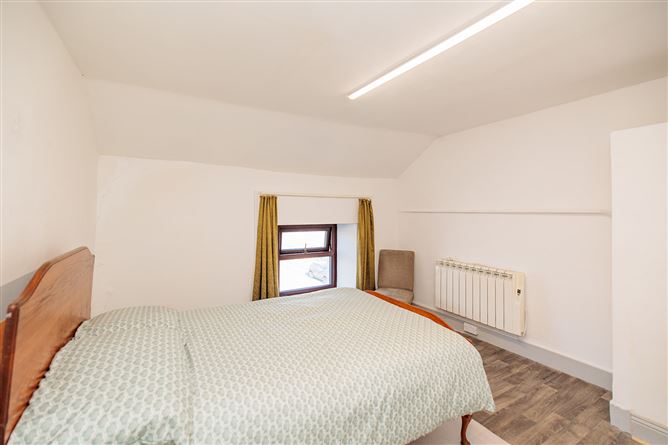 Photo 22 of 32 — 11 North Quay, New Ross, Co Wexford