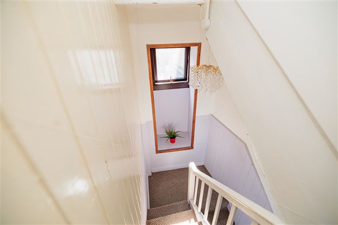 Photo 11 of 32 — 11 North Quay, New Ross, Co Wexford