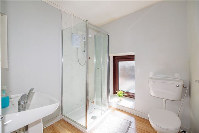 Photo 18 of 32 — 11 North Quay, New Ross, Co Wexford