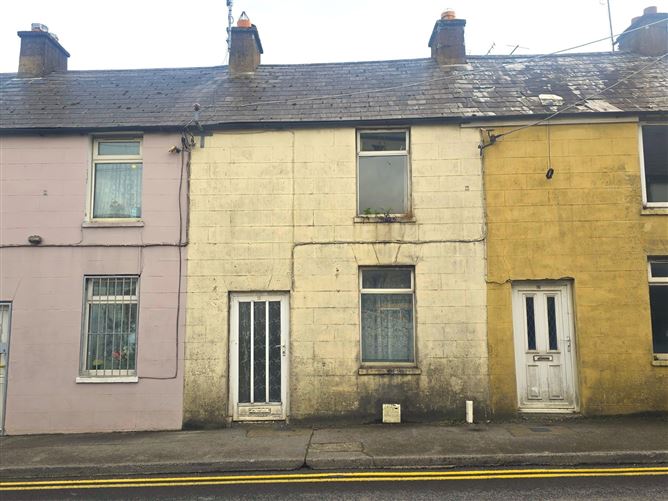 Photo 1 of 9 — 15 Ballydaheen East, Mallow, Co.Cork