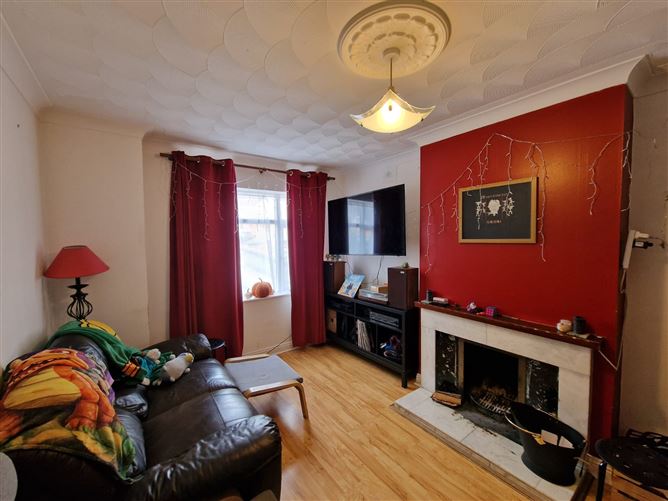 37 ELMWOOD , Hartstown, Dublin 15