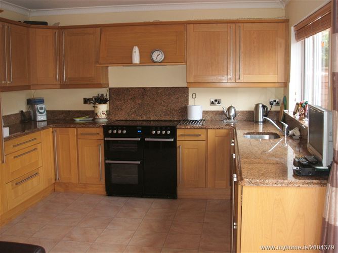 85, Watergate Estate, Tallaght,   Dublin 24