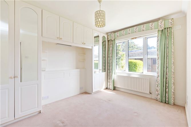 5 Brighton Lodge, Foxrock, Dublin 18