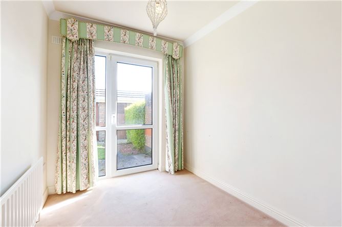 5 Brighton Lodge, Foxrock, Dublin 18