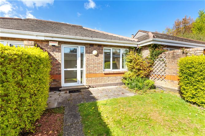 5 Brighton Lodge, Foxrock, Dublin 18