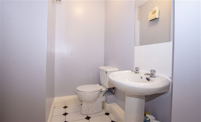 Photo 9 of 17 — Apartment 6, Parklands, Waterford City, Waterford