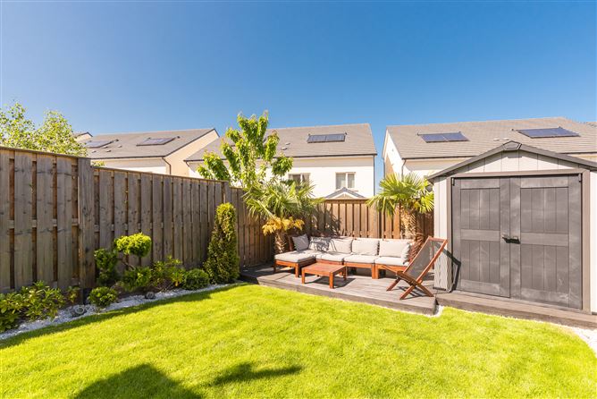 21 Belarmine Lawns, Stepaside, Dublin 18
