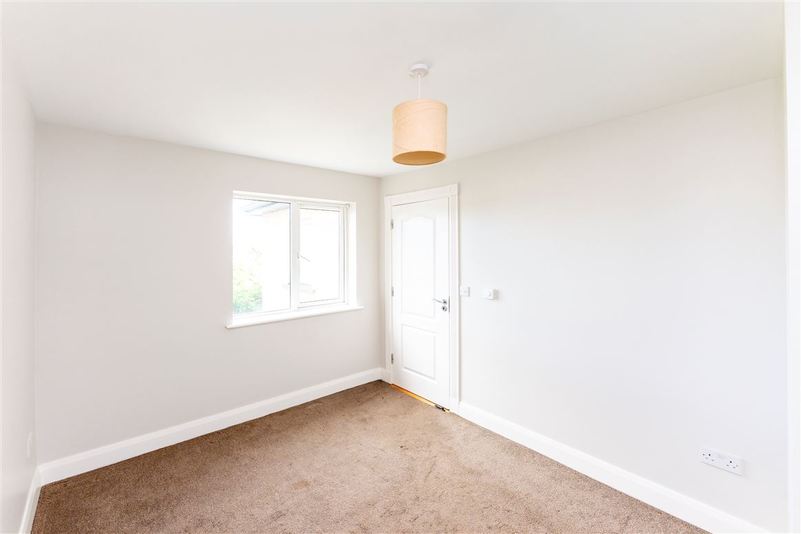 37 Cois Rioga, Caherconlish, Limerick