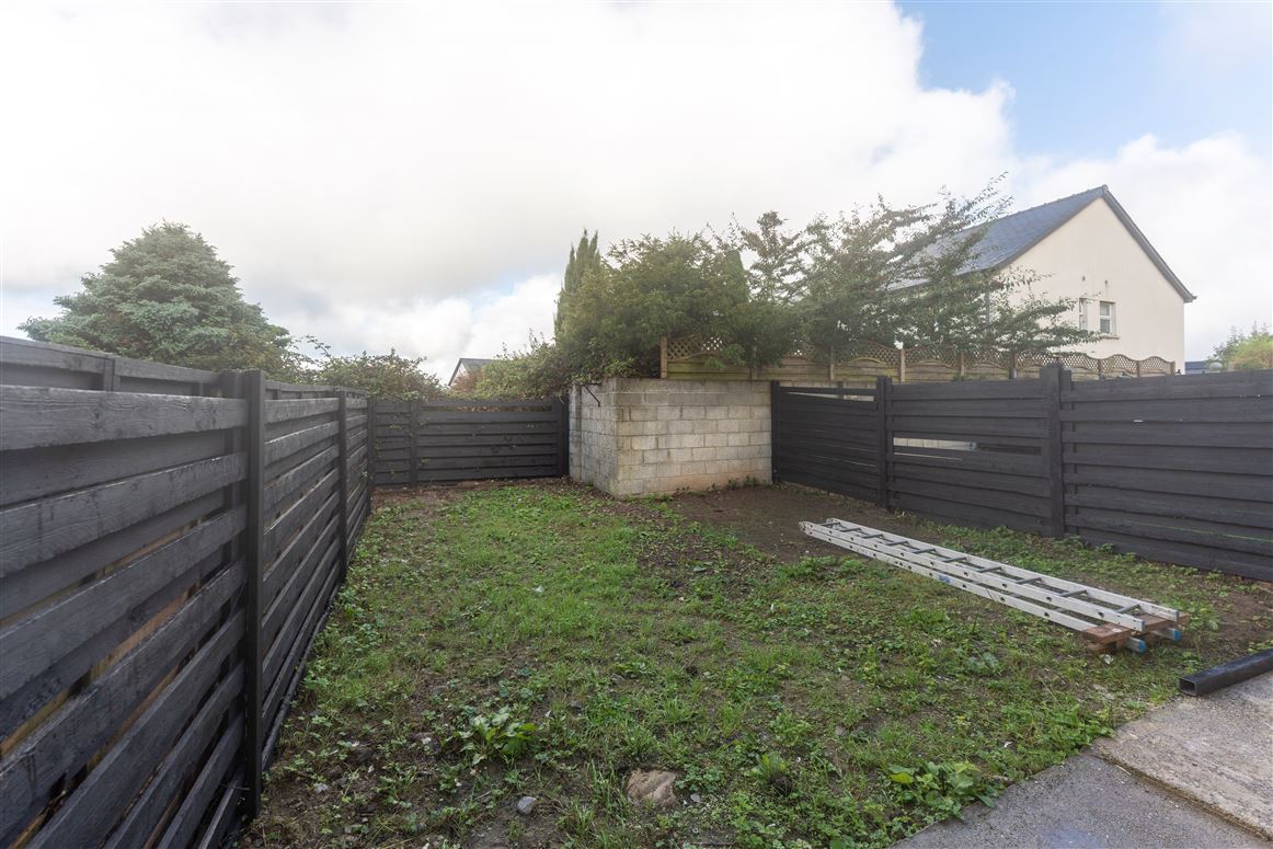 37 Cois Rioga, Caherconlish, Limerick