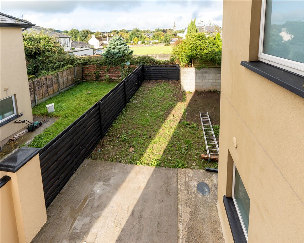 37 Cois Rioga, Caherconlish, Limerick