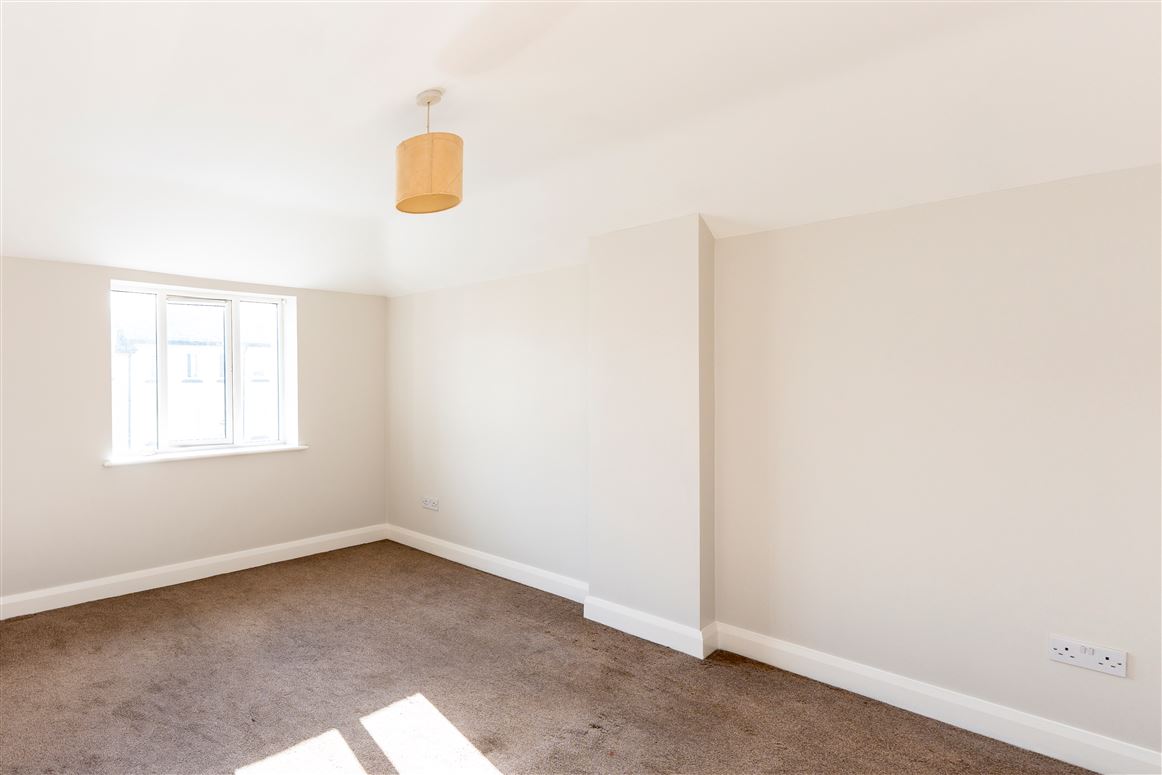 37 Cois Rioga, Caherconlish, Limerick