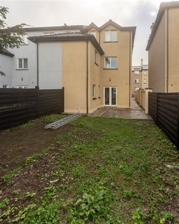 37 Cois Rioga, Caherconlish, Limerick