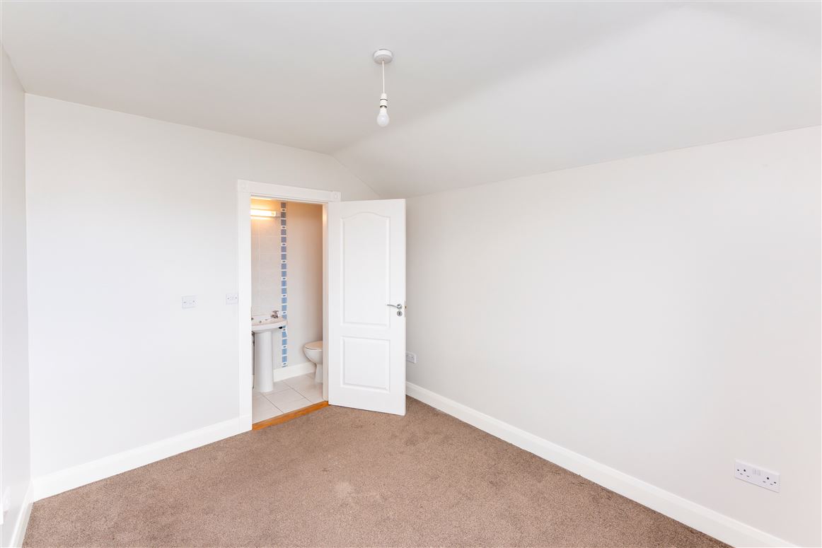 37 Cois Rioga, Caherconlish, Limerick