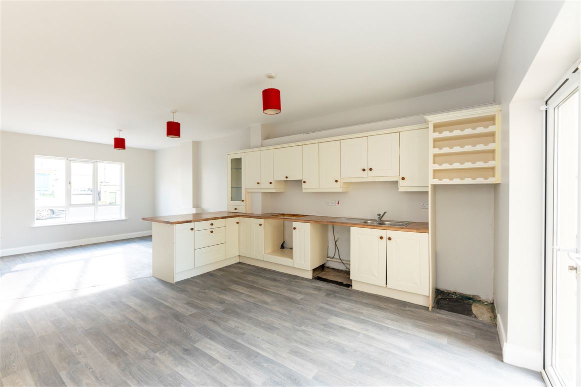 37 Cois Rioga, Caherconlish, Limerick