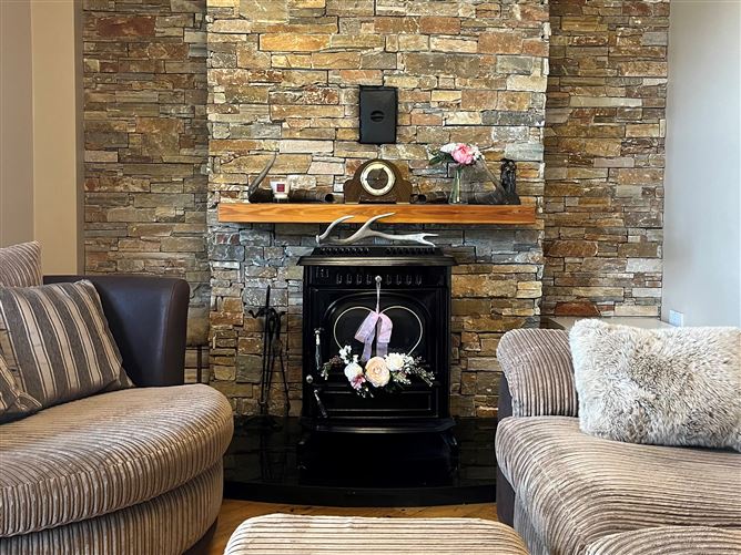 6 Hazel Hill, Annacurragh, Aughrim, Co. Wicklow