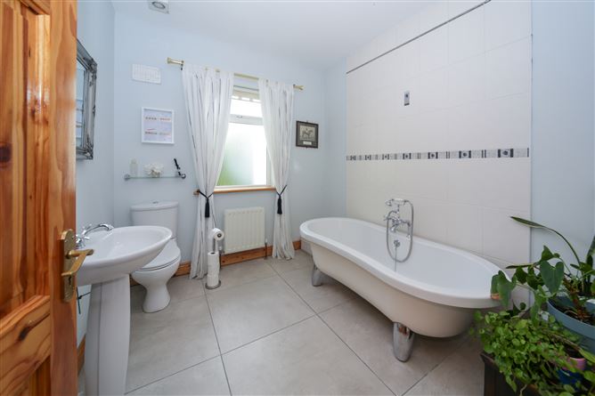 4 Redhills Park, Ellistown, Co. Kildare