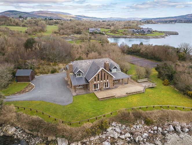 Riverrun, Claddanure East, Kenmare, Co. Kerry