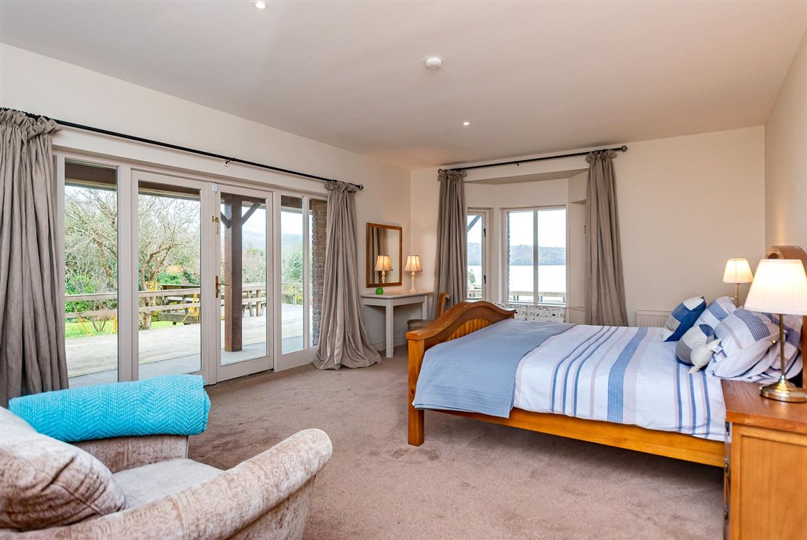 Riverrun, Claddanure East, Kenmare, Co. Kerry Riverrun, Claddanure East, Kenmare, Co. Kerry
