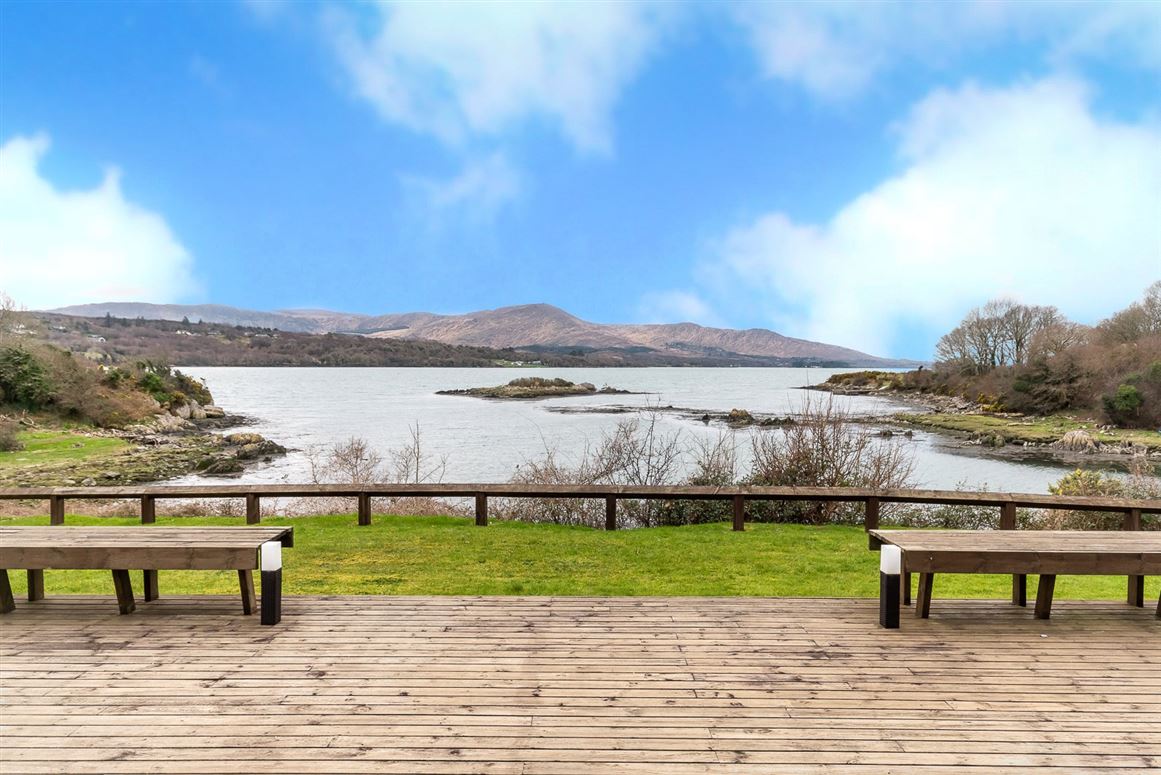 Riverrun, Claddanure East, Kenmare, Co. Kerry Riverrun, Claddanure East, Kenmare, Co. Kerry