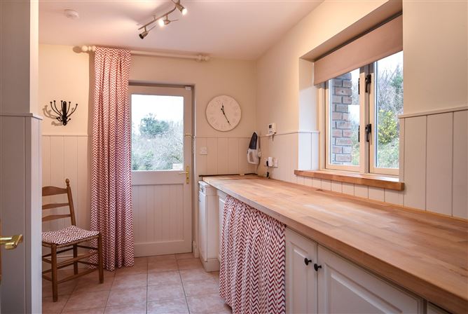 Riverrun, Claddanure East, Kenmare, Co. Kerry