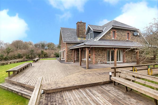 Riverrun, Claddanure East, Kenmare, Co. Kerry