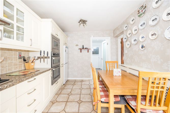 71 Lorcan Crescent, Santry, Dublin 9