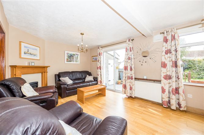 71 Lorcan Crescent, Santry, Dublin 9