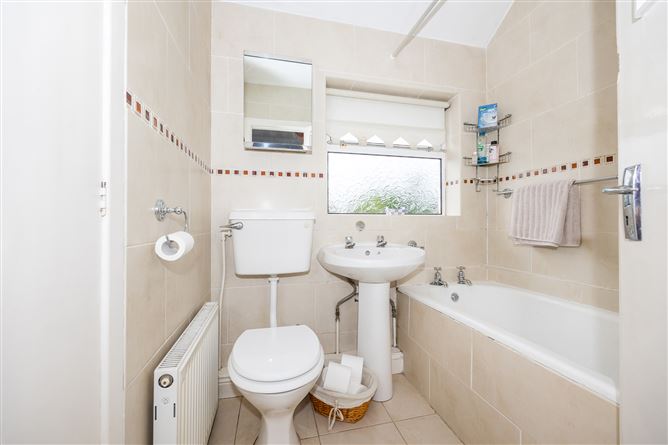 71 Lorcan Crescent, Santry, Dublin 9