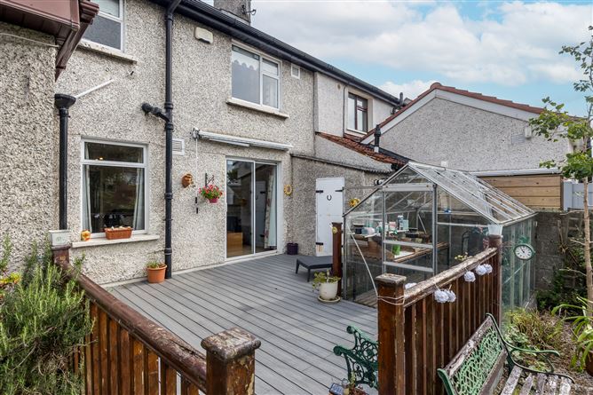 71 Lorcan Crescent, Santry, Dublin 9