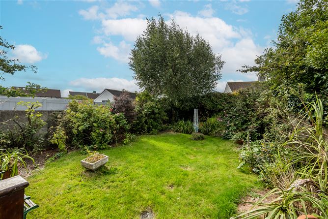 71 Lorcan Crescent, Santry, Dublin 9