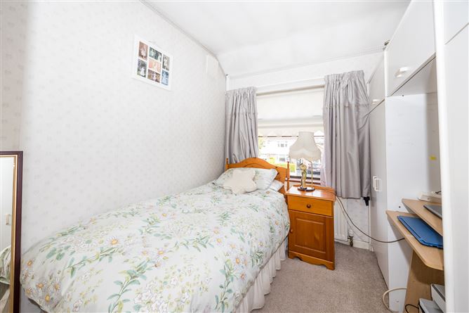 71 Lorcan Crescent, Santry, Dublin 9