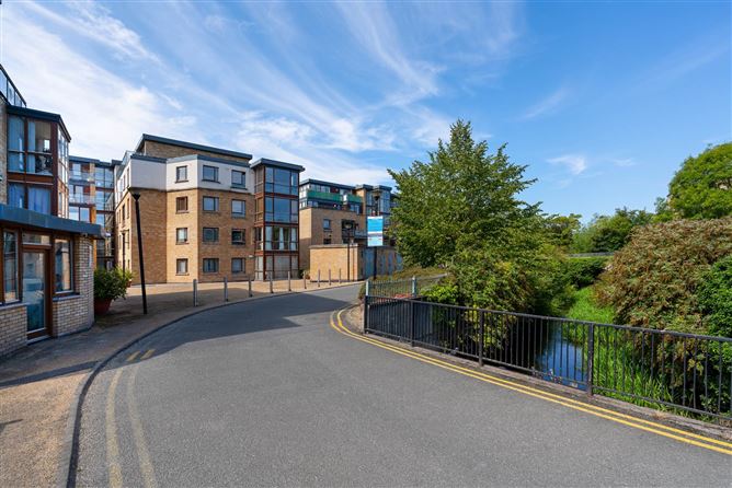 100 The Island, Chapelizod, Dublin 20