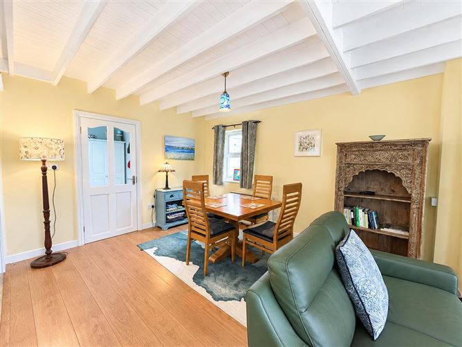 Kestrel Cottage Colla Road, Schull,   West Cork
