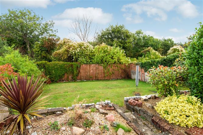 4 Riverside Drive, Castle Park, Rathfarnham, Dublin 14