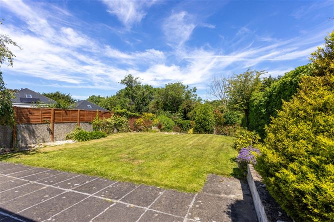 4 Riverside Drive, Castle Park, Rathfarnham, Dublin 14