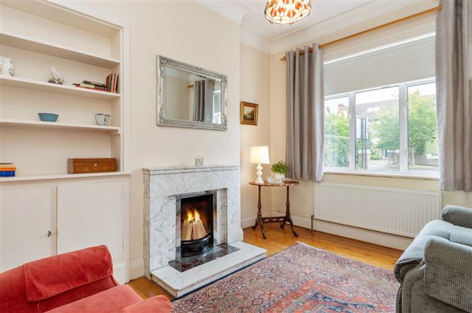 4 Riverside Drive, Castle Park, Rathfarnham, Dublin 14