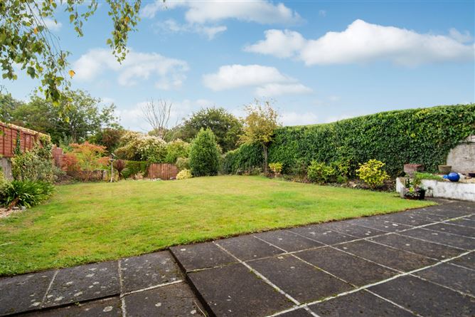 4 Riverside Drive, Castle Park, Rathfarnham, Dublin 14